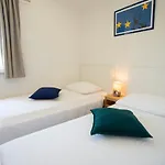 Buky House