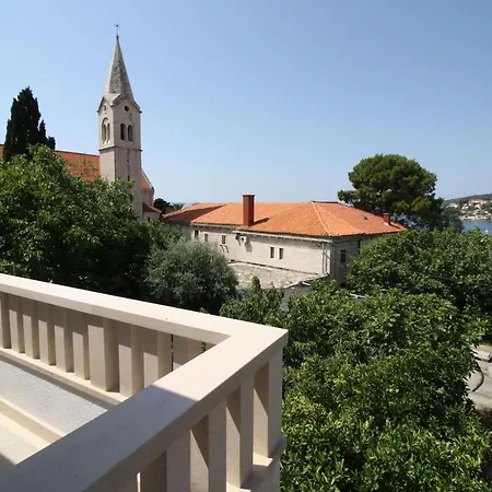 度假居 Buky House