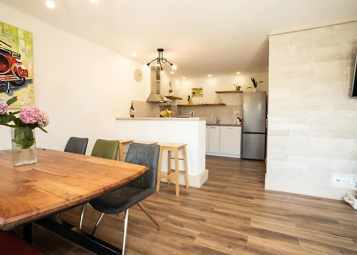 度假居 Buky House 苏曼婷