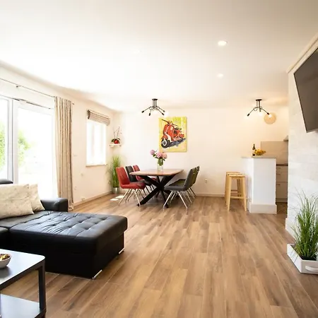 Дом отдыха Buky House